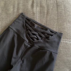 Bombshell leggings size S